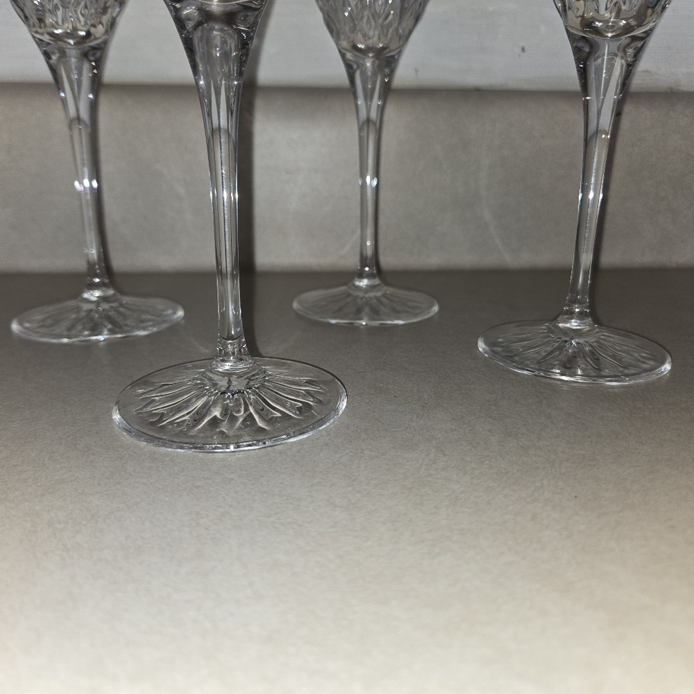 Cristal D'Arques - Durand Set Of 4 Crystal Wine Glasses - Picture 3 of 4